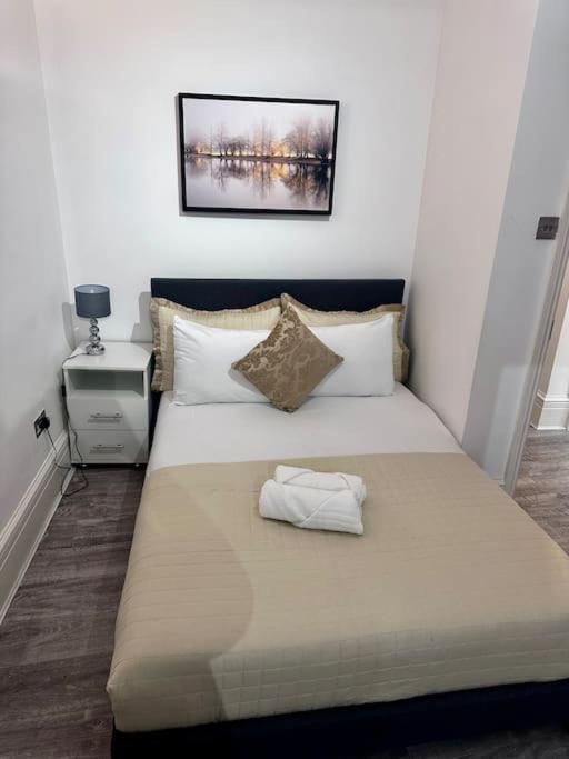 Апартаменты 2bed2bath Flat Лондон